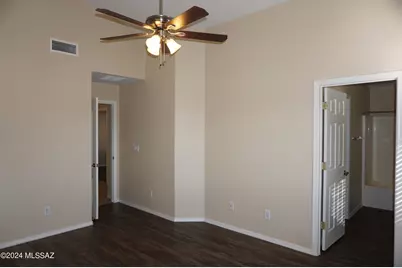 2201 S St Suzanne Drive, Tucson, AZ 85713 - Photo 23