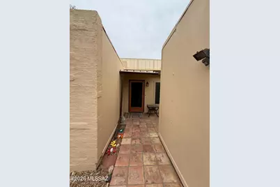 1981 N Camino Alicante, Tucson, AZ 85715 - Photo 7