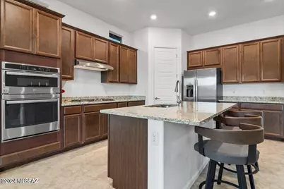 10623 N Iron Peak Drive, Tucson, AZ 85742 - Photo 15