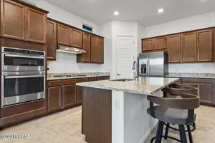 10623 N Iron Peak Dr, Tucson, AZ 85742 - Photo 15