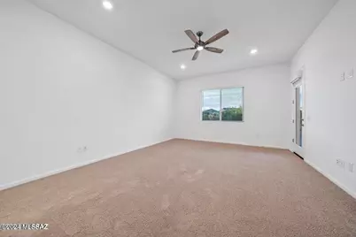 10623 N Iron Peak Drive, Tucson, AZ 85742 - Photo 19