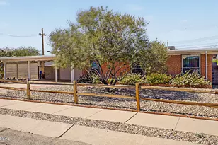 8109 E 3rd St, Tucson, AZ 85710 - Photo 3
