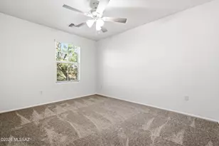 7556 S Evening Wind Dr, Tucson, AZ 85757 - Photo 33