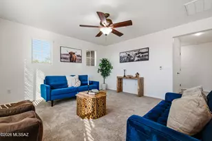 7556 S Evening Wind Dr, Tucson, AZ 85757 - Photo 17