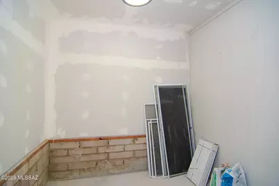 7611 N Massingale Place, Tucson, AZ 85741 - Photo 29