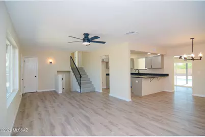 7611 N Massingale Place, Tucson, AZ 85741 - Photo 5