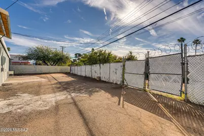 6470 E 22nd Street, Tucson, AZ 85710 - Photo 39