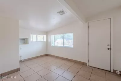 5111 E Peach Street, Tucson, AZ 85712 - Photo 13