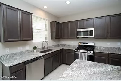12071 E Ryscott Circle, Vail, AZ 85641 - Photo 9