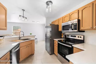 2601 W Culpepper Court, Tucson, AZ 85745 - Photo 11