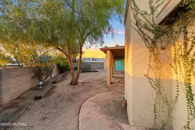 2540 S Marianne Place, Tucson, AZ 85748 - Photo 33