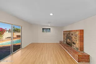 2540 S Marianne Pl, Tucson, AZ 85748 - Photo 11