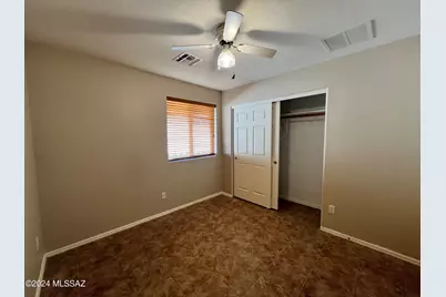 8820 N Mesquite Bluffs Place, Tucson, AZ 85742 - Photo 15