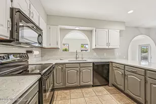 342 E Placita Elegancia, Green Valley, AZ 85614 - Photo 9