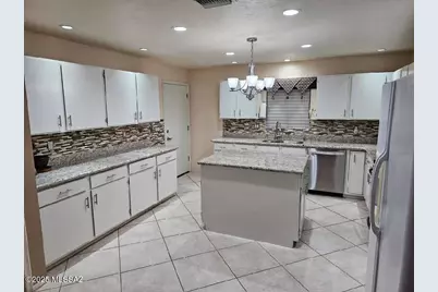 8021 N Padova Place, Tucson, AZ 85741 - Photo 3