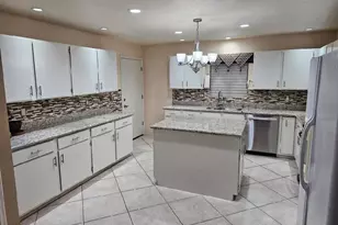 8021 N Padova Pl, Tucson, AZ 85741 - Photo 3