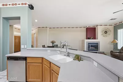 306 W Continental Vista Place, Green Valley, AZ 85614 - Photo 13