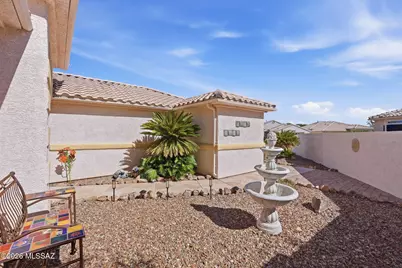 306 W Continental Vista Place, Green Valley, AZ 85614 - Photo 3