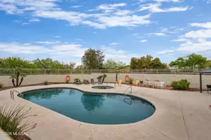 2402 W Drachman St, Tucson, AZ 85745 - Photo 33