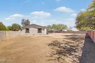 6587 W Golden Rain Dr, Tucson, AZ 85757 - Photo 19