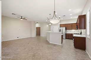 1007 W Tenniel Dr, Green Valley, AZ 85614 - Photo 11