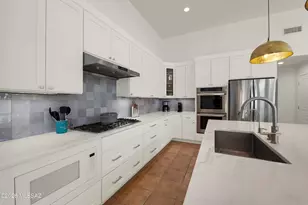 1015 N Camino Miraflores, Tucson, AZ 85745 - Photo 19