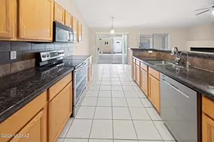 8167 N Pocono Way, Tucson, AZ 85743 - Photo 7