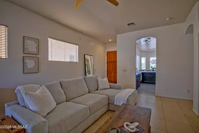 3065 W Desert Glory Drive, Tucson, AZ 85745 - Photo 7