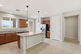12230 N Meditation Dr, Marana, AZ 85658 - Photo 7
