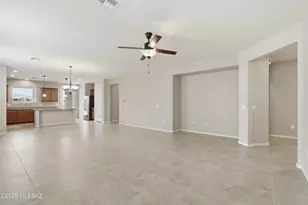 12230 N Meditation Dr, Marana, AZ 85658 - Photo 11