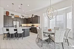 1438 E Golden Rock Wy, Green Valley, AZ 85614 - Photo 13