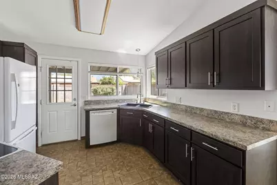 2550 W Falbrook Way, Tucson, AZ 85741 - Photo 3