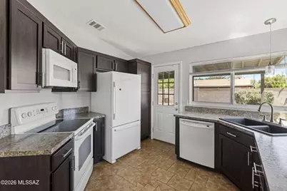 2550 W Falbrook Way, Tucson, AZ 85741 - Photo 17
