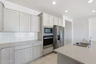 8000 S Expedition Dr, Tucson, AZ 85747 - Photo 11