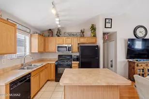7816 S Baja Stone Ave, Tucson, AZ 85756 - Photo 11