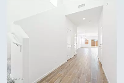 6870 W Sweetshade Lane, Tucson, AZ 85757 - Photo 1