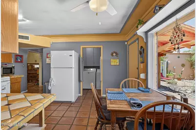 1037 E Blacklidge Drive, Tucson, AZ 85719 - Photo 11