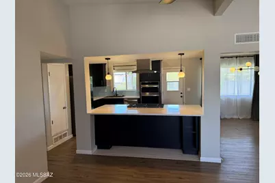 8812 E Shiloh Place, Tucson, AZ 85710 - Photo 5