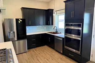 8812 E Shiloh Pl, Tucson, AZ 85710 - Photo 9