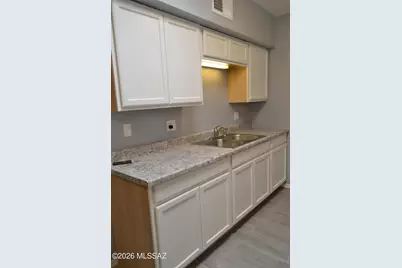 1902 S Montezuma Avenue #C, Tucson, AZ 85711 - Photo 5