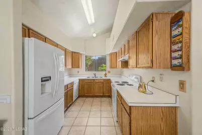 4550 W Meggan Place, Tucson, AZ 85741 - Photo 7