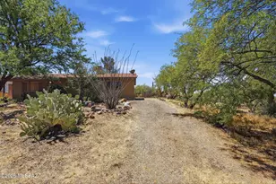 1560 N Calle Valencia, Oracle, AZ 85623 - Photo 21