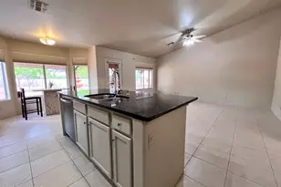 8679 N Ahwatukee Way, Tucson, AZ 85743 - Photo 5