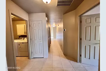 8679 N Ahwatukee Way, Tucson, AZ 85743 - Photo 21