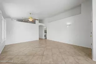 2362 E Wide View Ct, Oro Valley, AZ 85755 - Photo 5