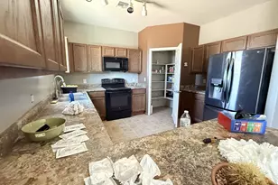 1460 N Darlene Pl, Vail, AZ 85641 - Photo 3