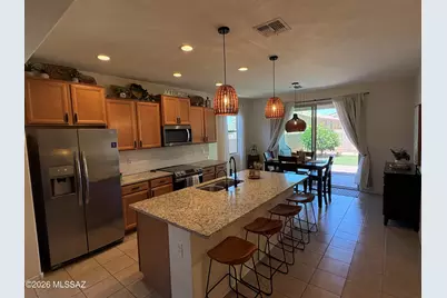 10698 W Hayward Drive, Marana, AZ 85653 - Photo 7