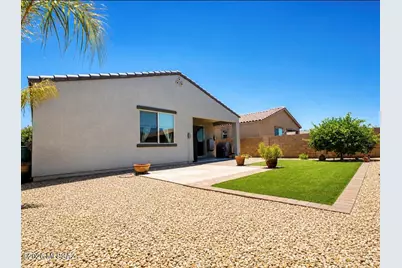 10698 W Hayward Drive, Marana, AZ 85653 - Photo 13