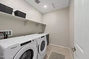 9821 E Miller Peak Trl, Tucson, AZ 85747 - Photo 27