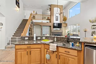 532 E Via Puente De Las Rosas, Sahuarita, AZ 85629 - Photo 11